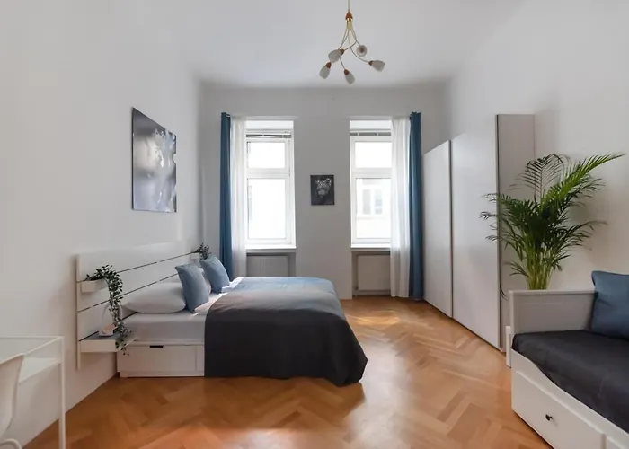 Apartment Zentrale Ruhelage Im Typischen Wiener Altbau Vienna