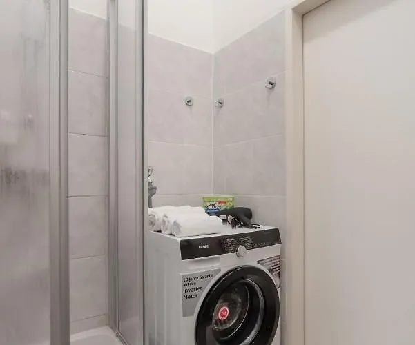 Apartment Zentrale Ruhelage Im Typischen Wiener Altbau *