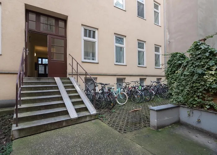 Zentrale Ruhelage Im Typischen Wiener Altbau