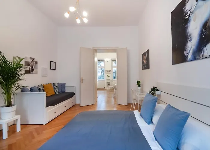Apartment Zentrale Ruhelage Im Typischen Wiener Altbau
