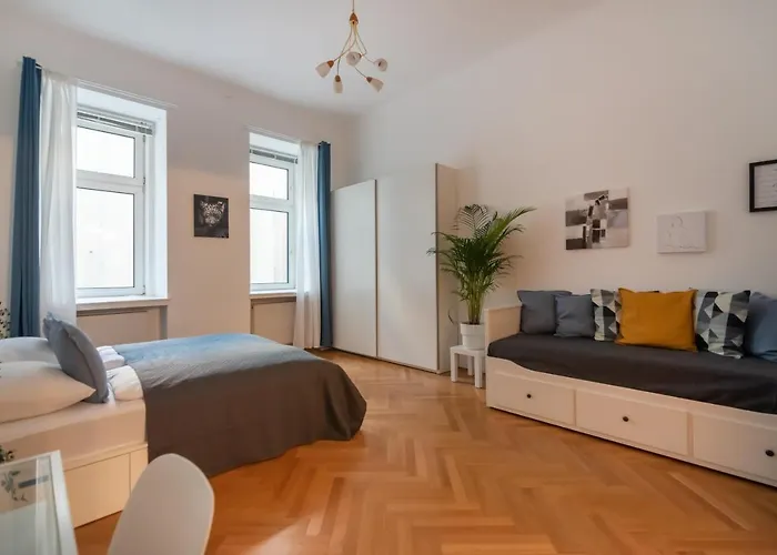 Apartment Zentrale Ruhelage Im Typischen Wiener Altbau